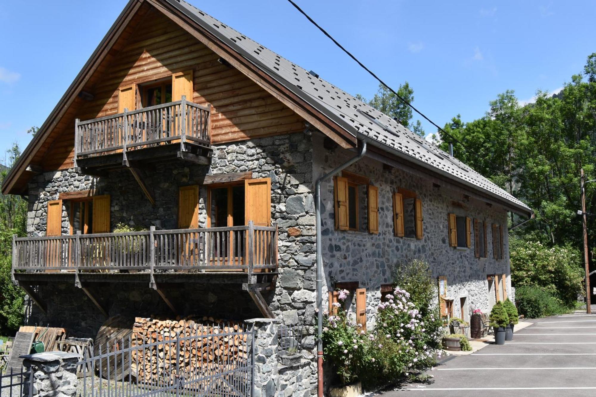 La Cle Des Bois Bed and Breakfast Le Bourg-dʼOisans Buitenkant foto