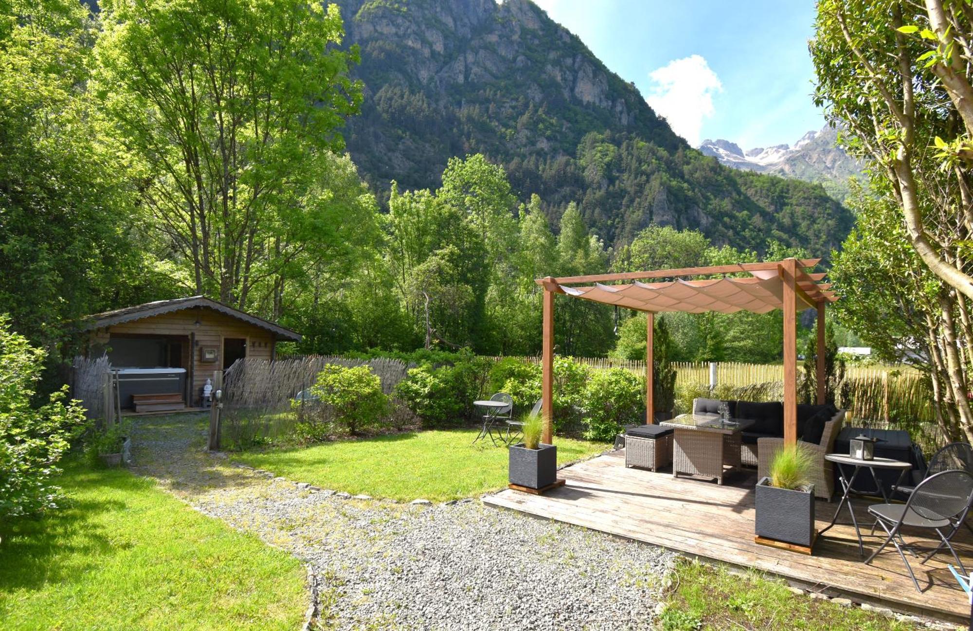 La Cle Des Bois Bed and Breakfast Le Bourg-dʼOisans Buitenkant foto