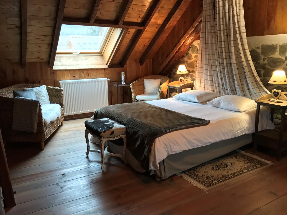 La Cle Des Bois Bed and Breakfast Le Bourg-dʼOisans Buitenkant foto