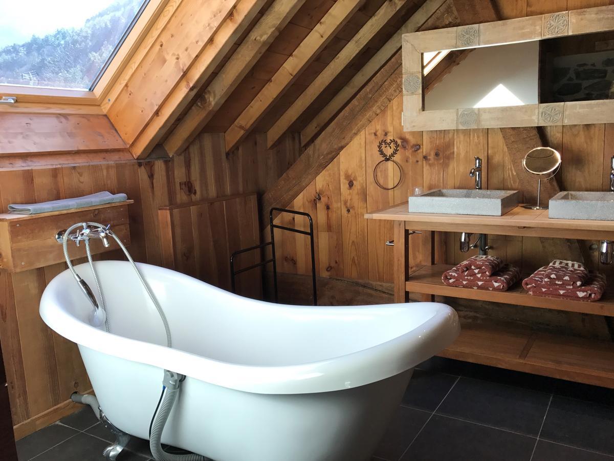 La Cle Des Bois Bed and Breakfast Le Bourg-dʼOisans Buitenkant foto